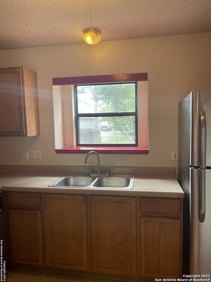 326 Channing Ave - Photo 6 of 21