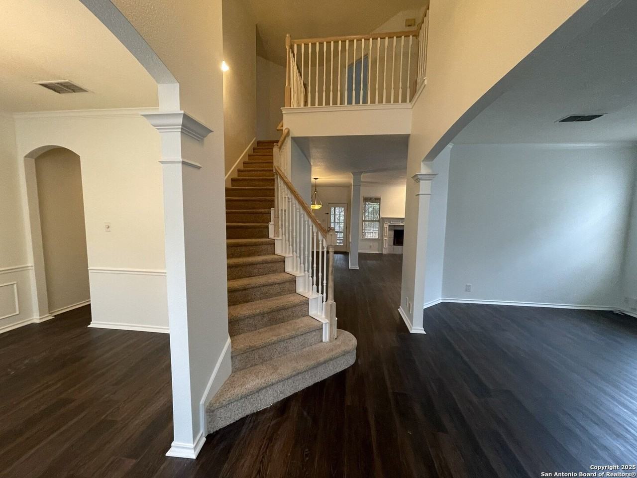 18306 Beargrass Ct - Photo 3 of 39