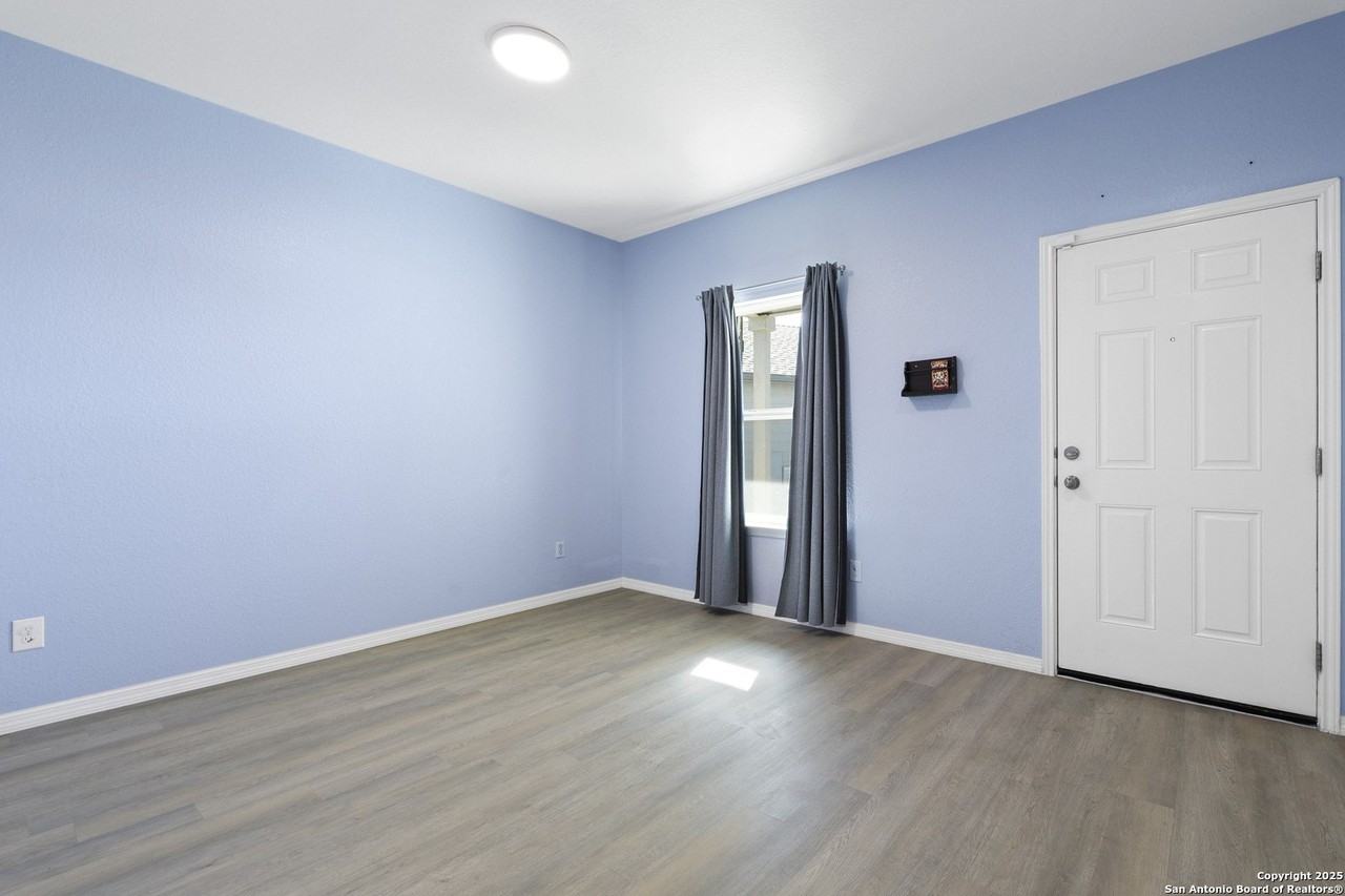 2450 Key Hole Vw - Photo 3 of 24