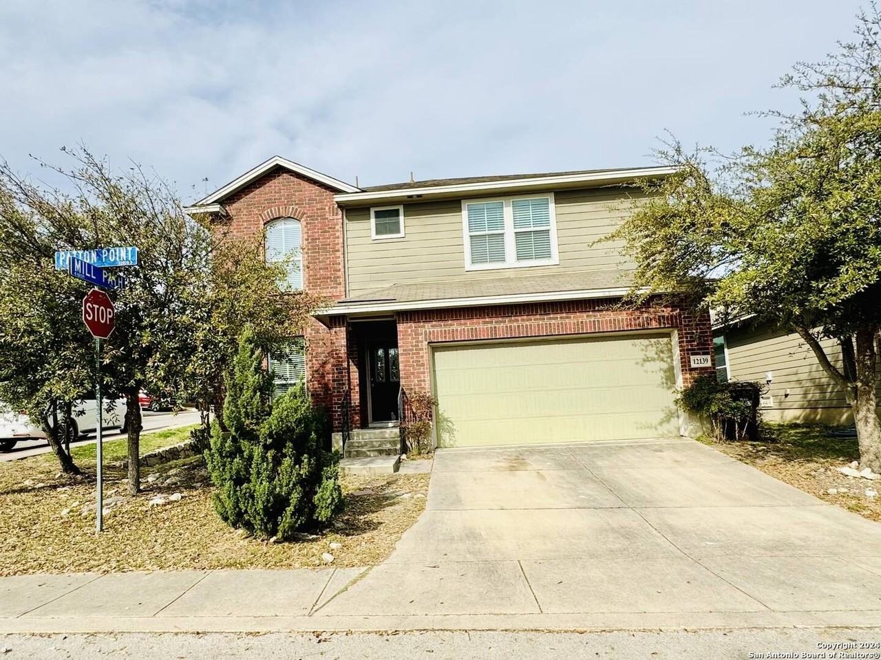 12139 Patton Pt - Photo 2 of 34