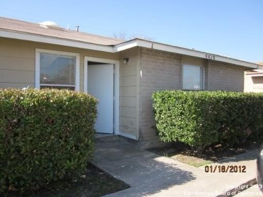 5513 Lockmoor #1 - Photo 2 of 18