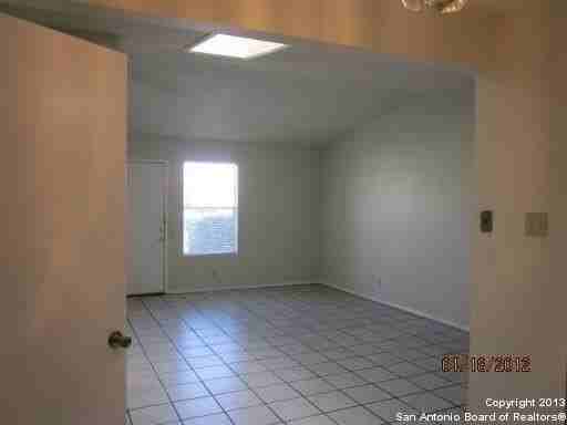 5513 Lockmoor #1 - Photo 4 of 18