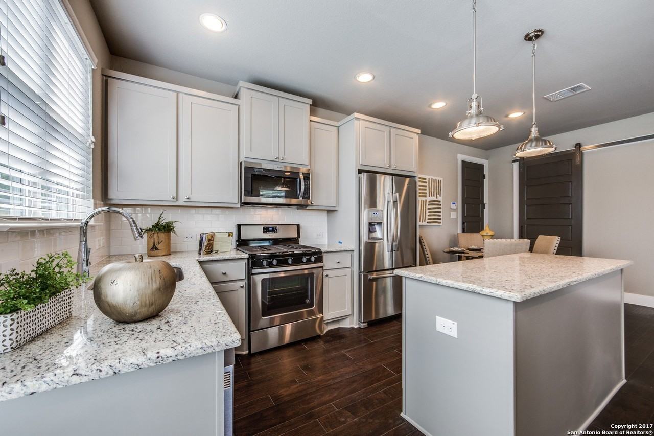 252 Claremont Ave Unit 101 #101 - Photo 7 of 24