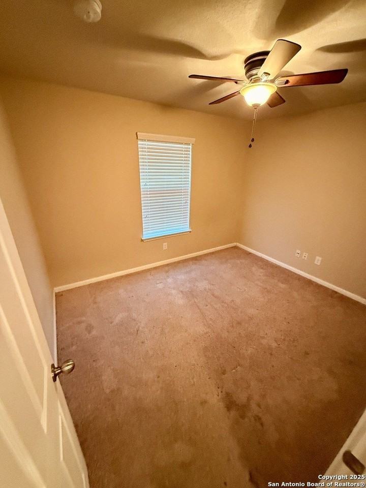 1054 Stone Branch - Photo 7 of 22