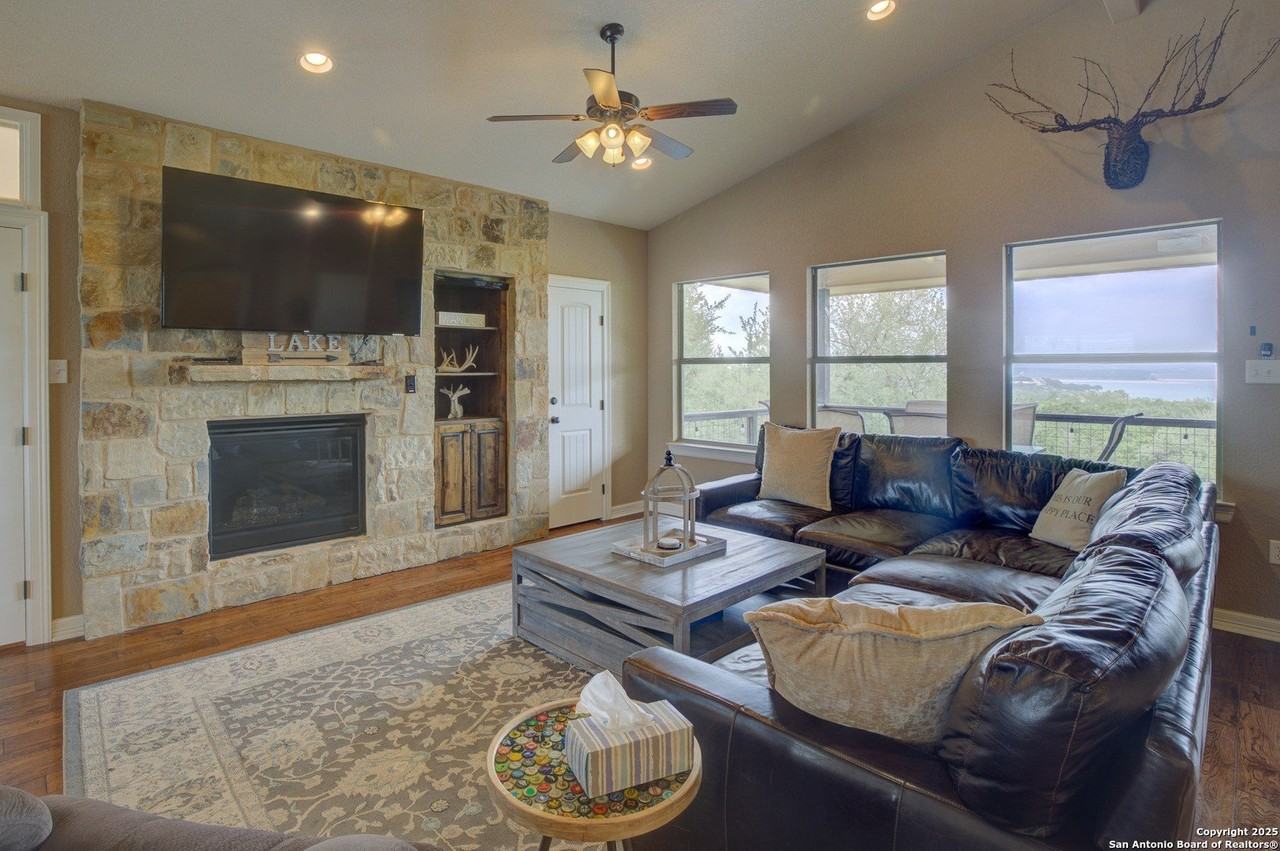 1350 Colleen Drive - Photo 6 of 50