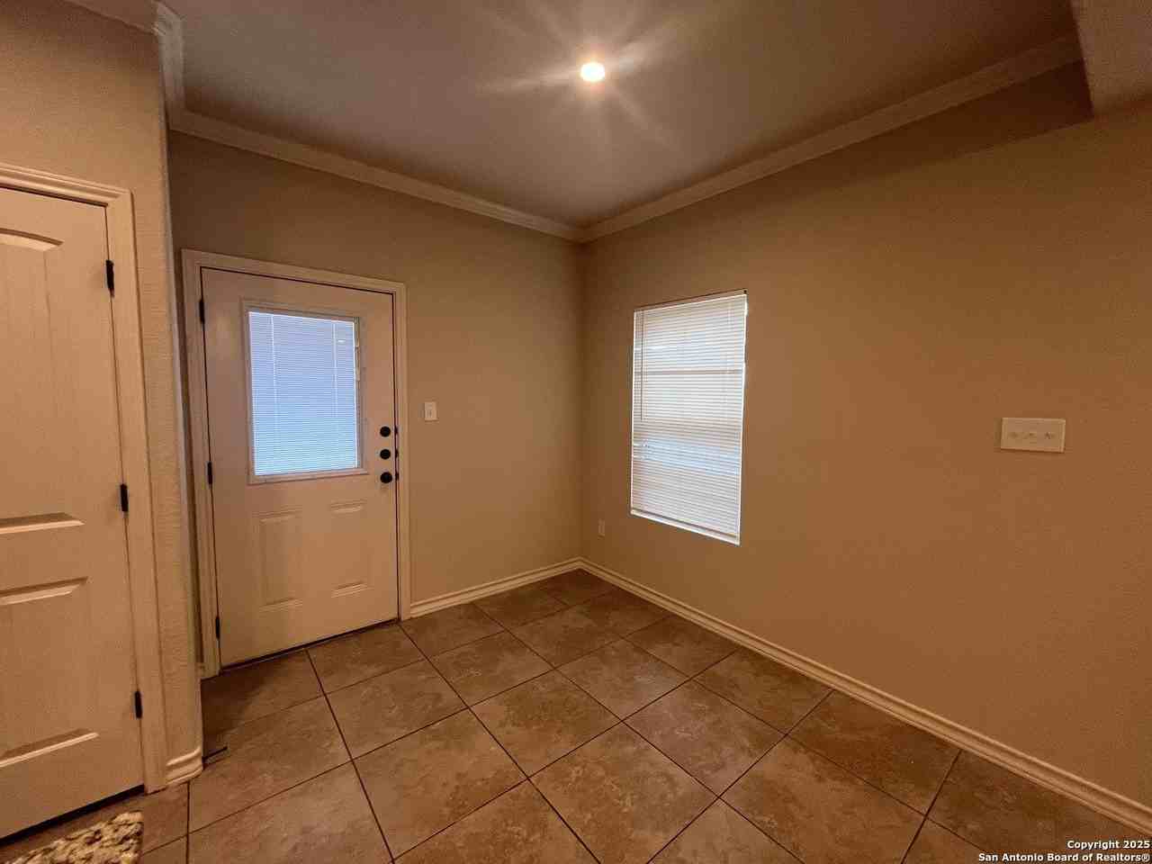 7105 Micayla Cv Unit 104 #104 - Photo 6 of 30