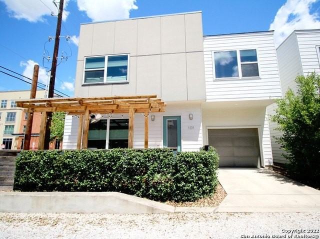 236 E Cevallos Unit 101 #101 - Photo 2 of 27