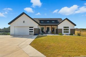 featured image of 418 Tawny Oak Circle