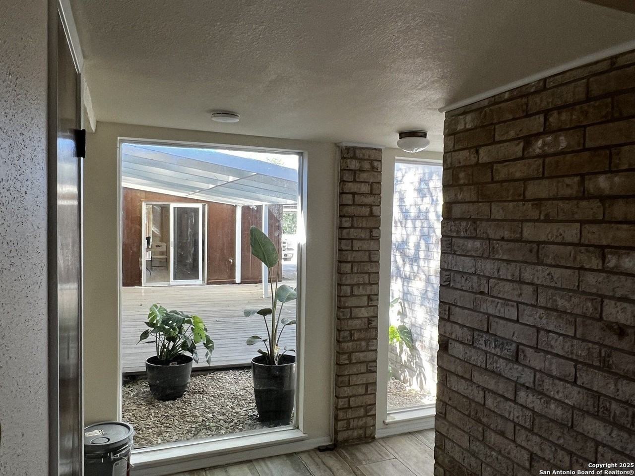 12106 Sailing Away St - Photo 6 of 48