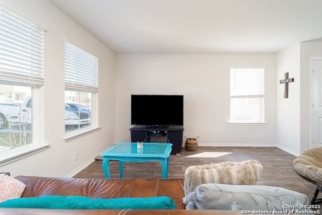 14710 Fronted Goose - Photo 5 of 26