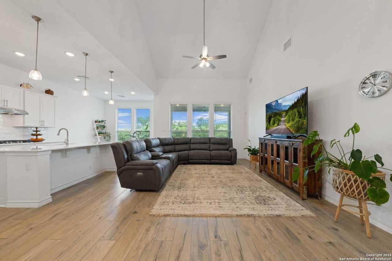 12239 Buckaroo Rnch - Photo 5 of 28