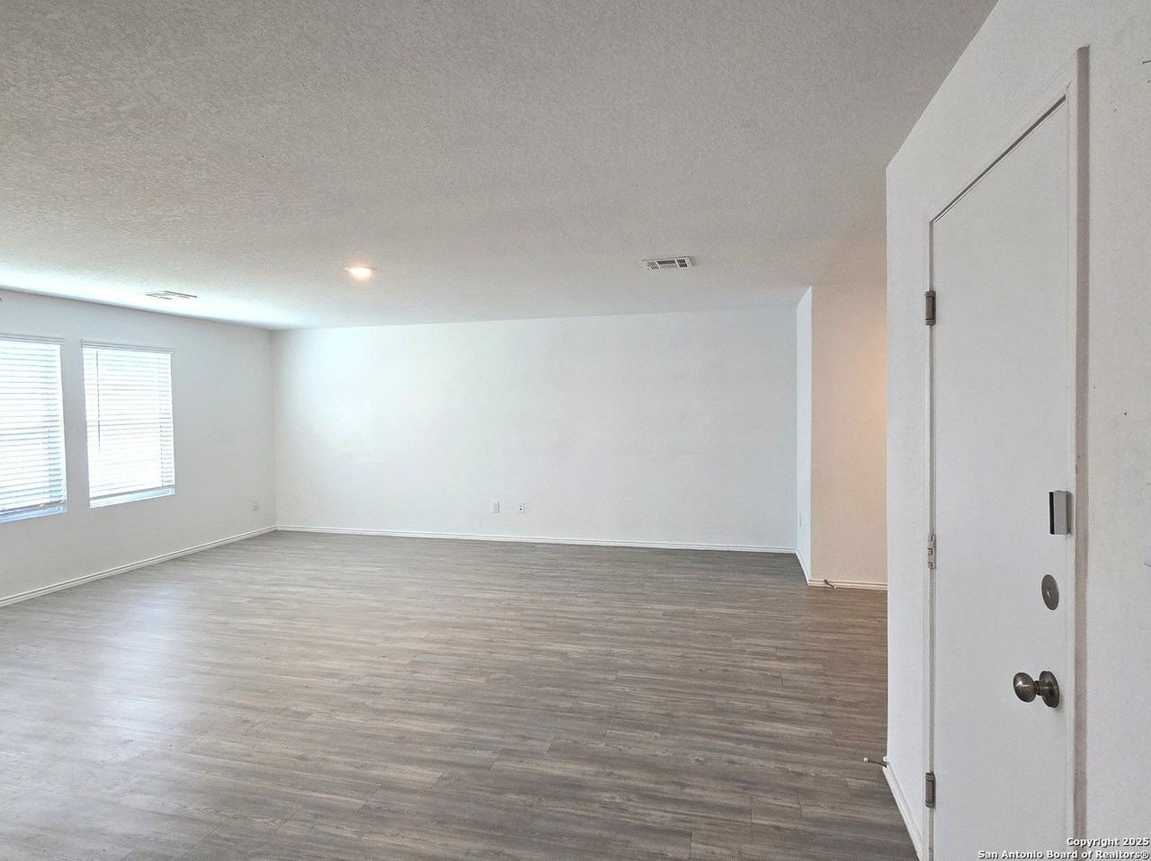 402 Filibusters Trl - Photo 5 of 15