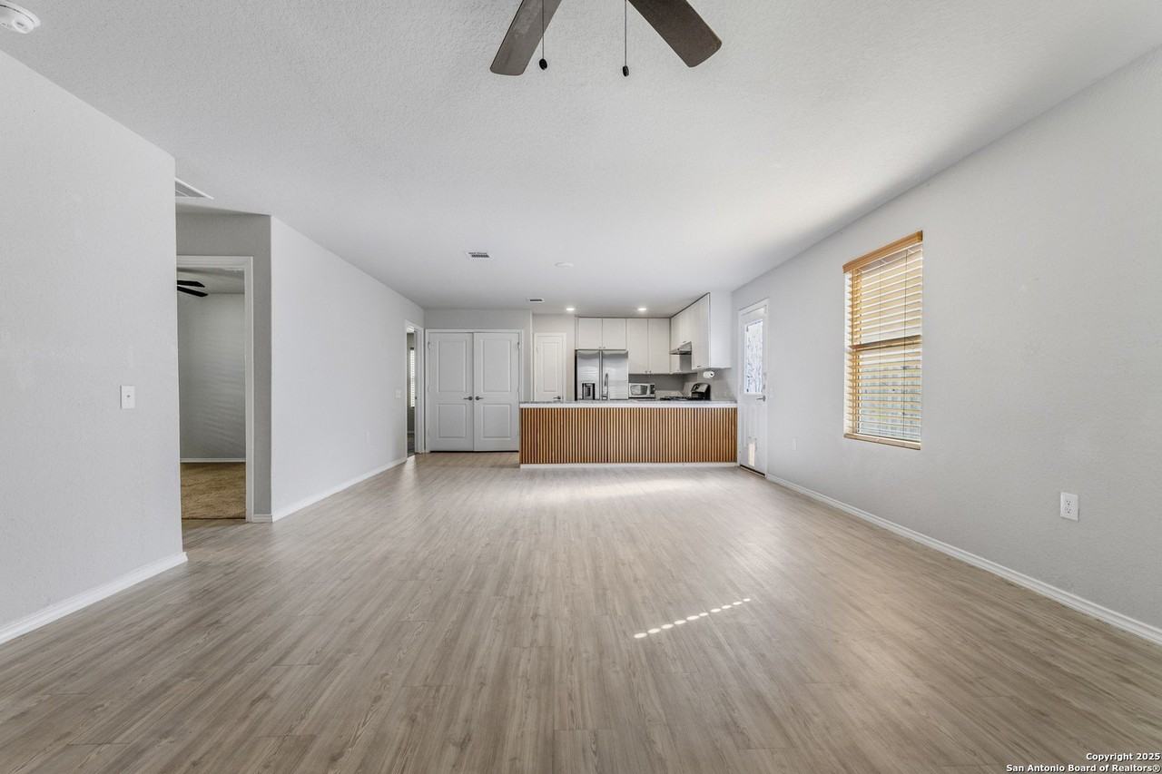 7238 Rosada Way - Photo 4 of 16