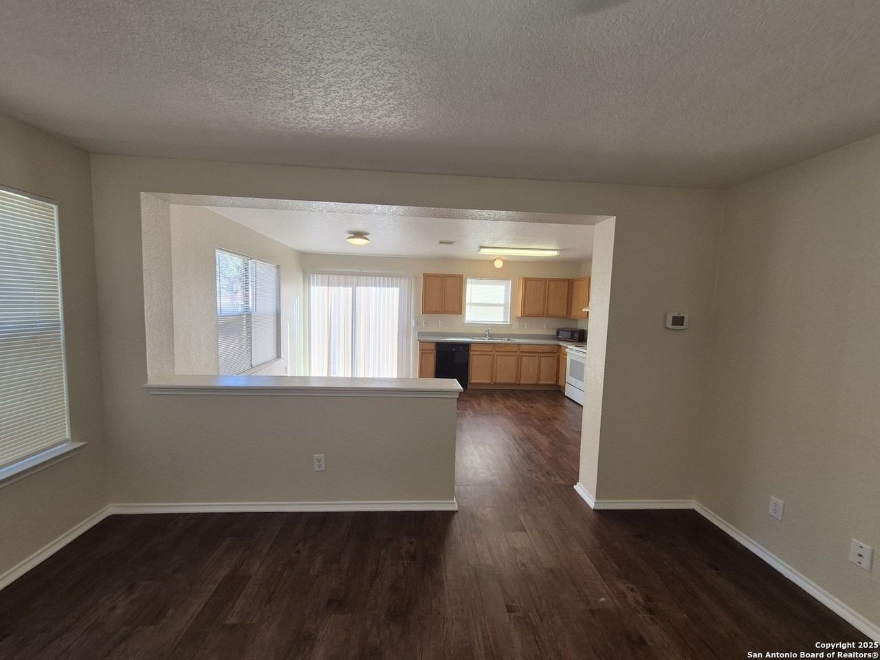 102 Kenrock Rdg - Photo 6 of 30