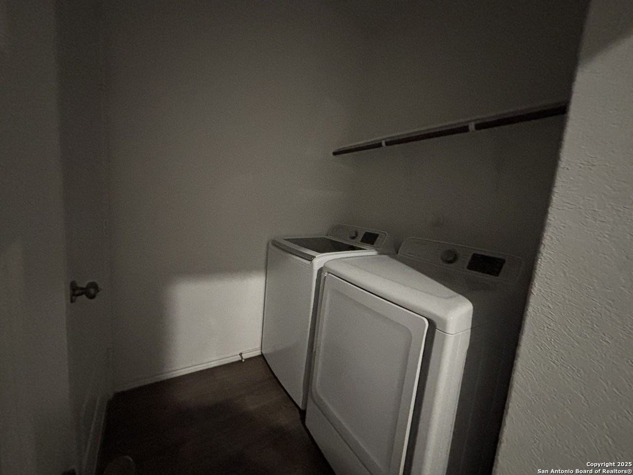 10114 Suspiro Ave - Photo 7 of 10