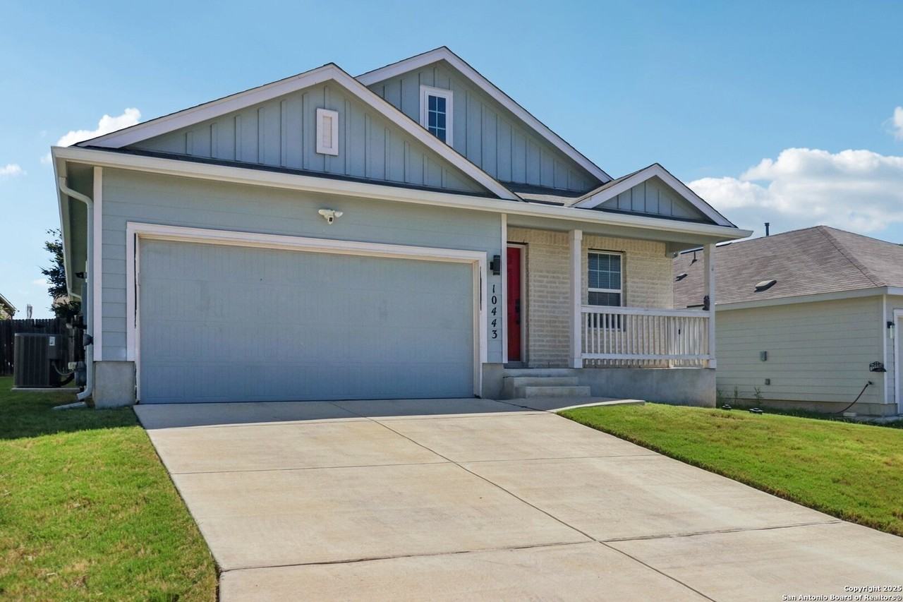 10443 De Gonzalo Way - Photo 4 of 43