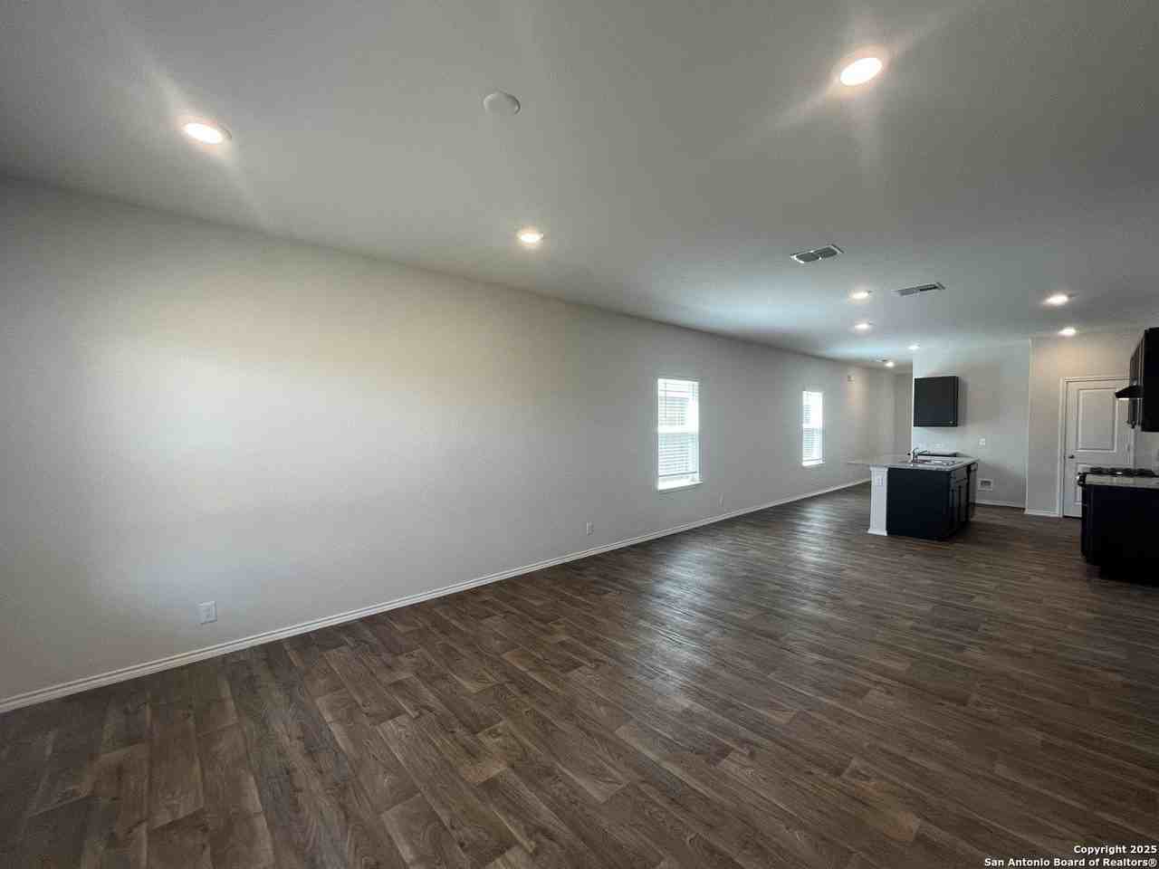 141 Middle Green Loop - Photo 7 of 29