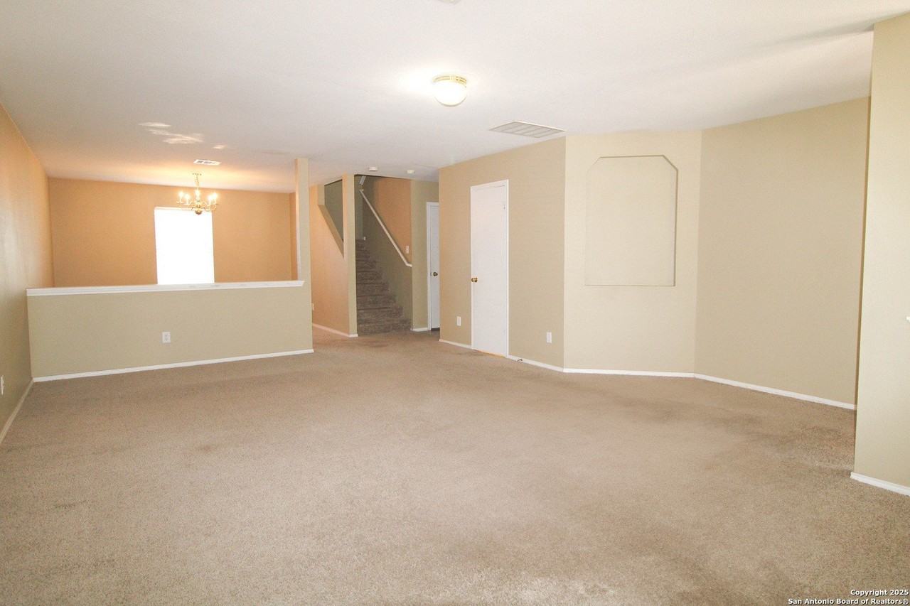 20823 Blue Trinity - Photo 3 of 46