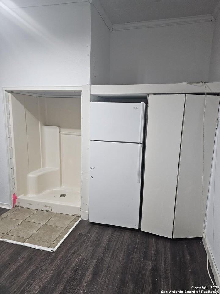 340 Mckinley Avenue #3 - Photo 4 of 6