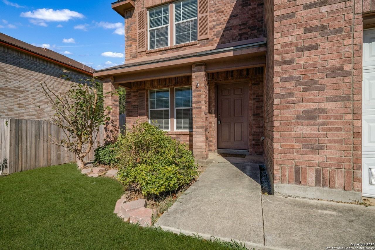 9619 Copper Spg - Photo 4 of 31