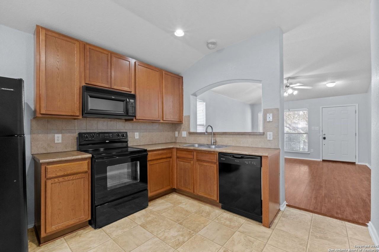 3603 Aranda Flds - Photo 5 of 18