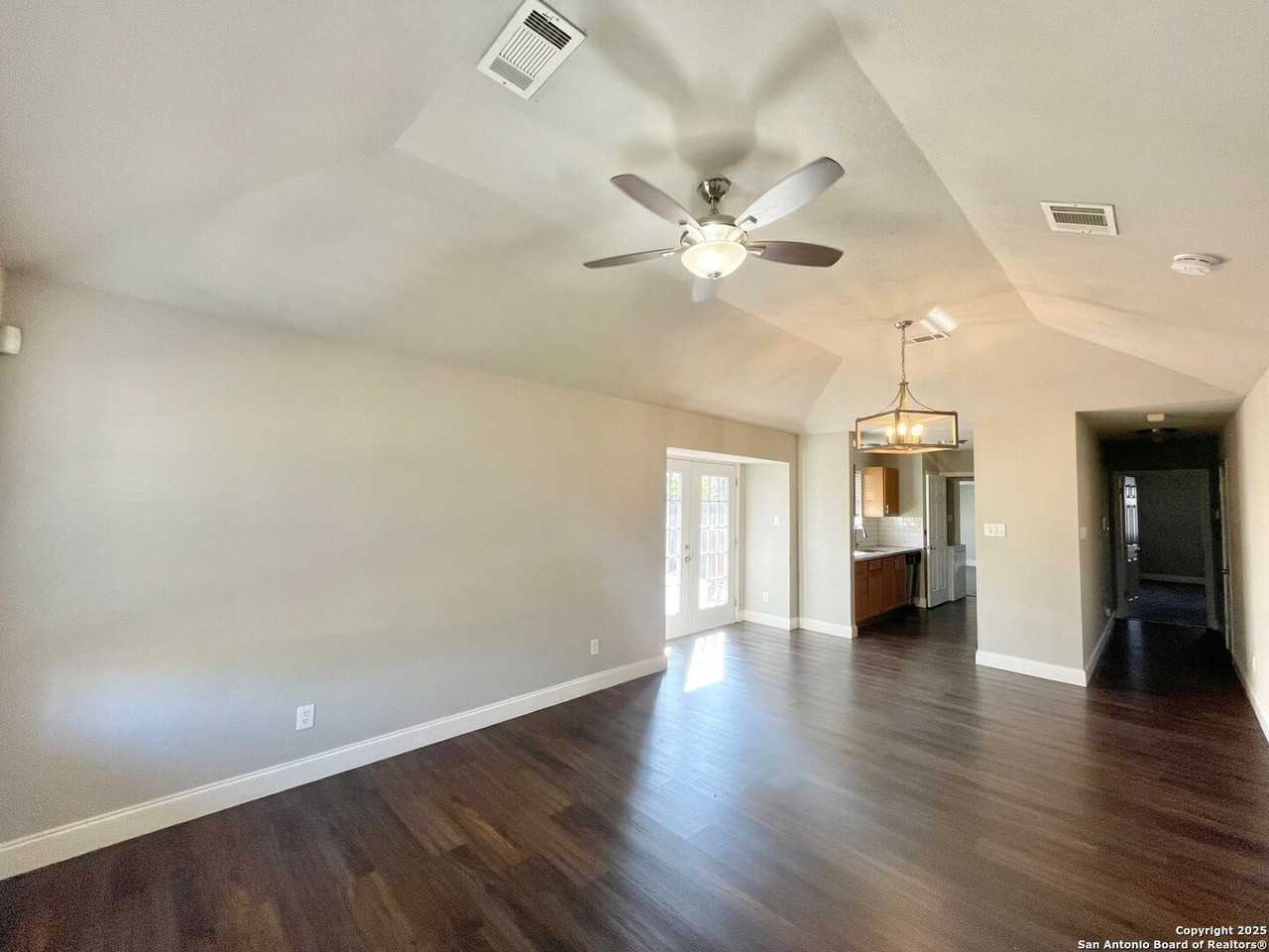 310 Channing Ave - Photo 2 of 28