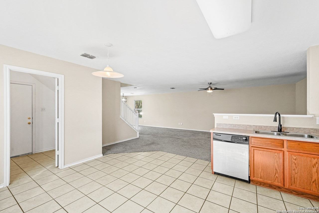 3818 San Antonio Ave - Photo 7 of 22