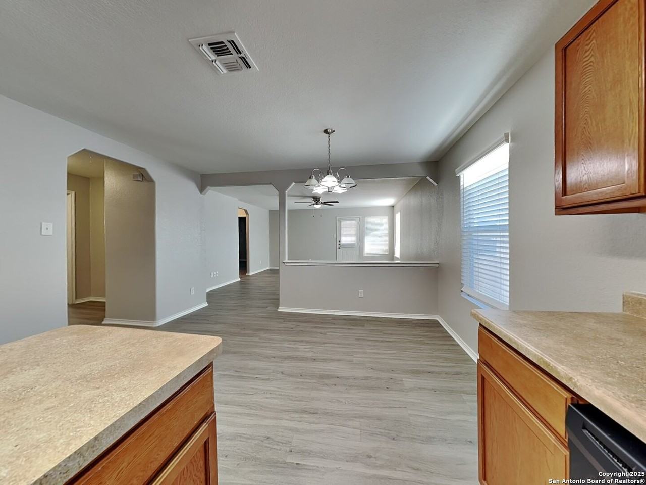 9506 Lookover Bay - Photo 4 of 16