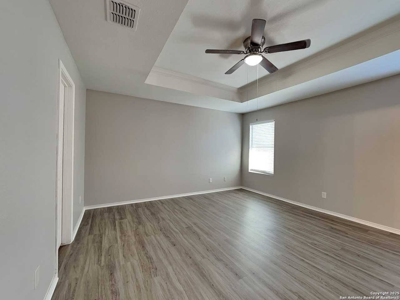 9506 Lookover Bay - Photo 6 of 16