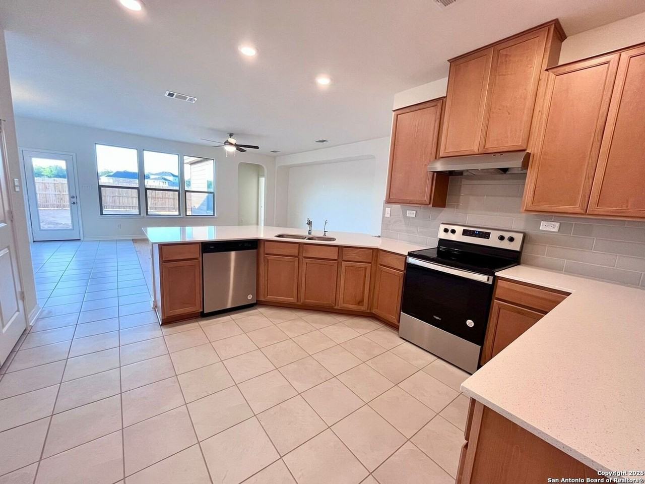 5275 Wolf Bane Dr - Photo 2 of 17