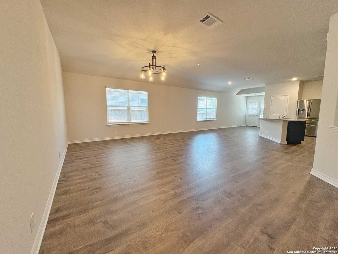 13522 Whisper Bend - Photo 2 of 14
