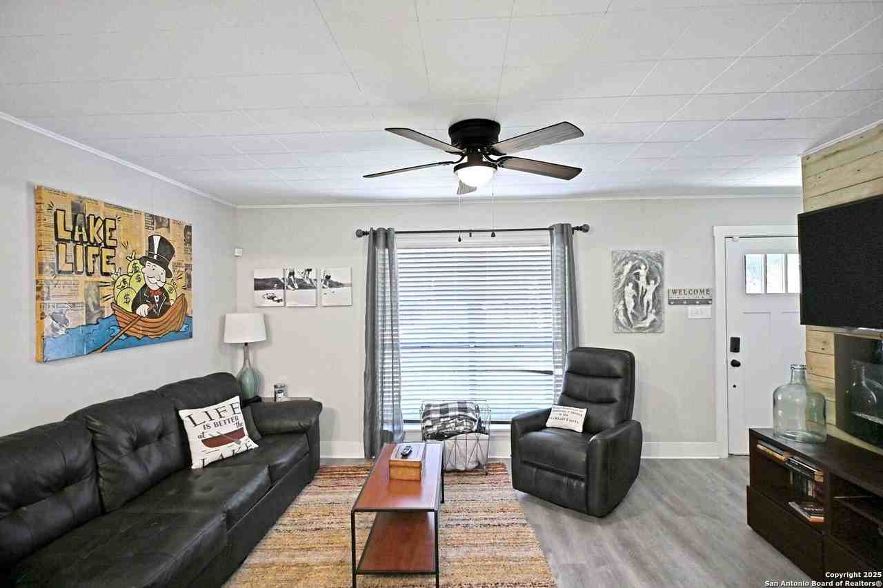 553 Scenic Drive #1 - Photo 6 of 40