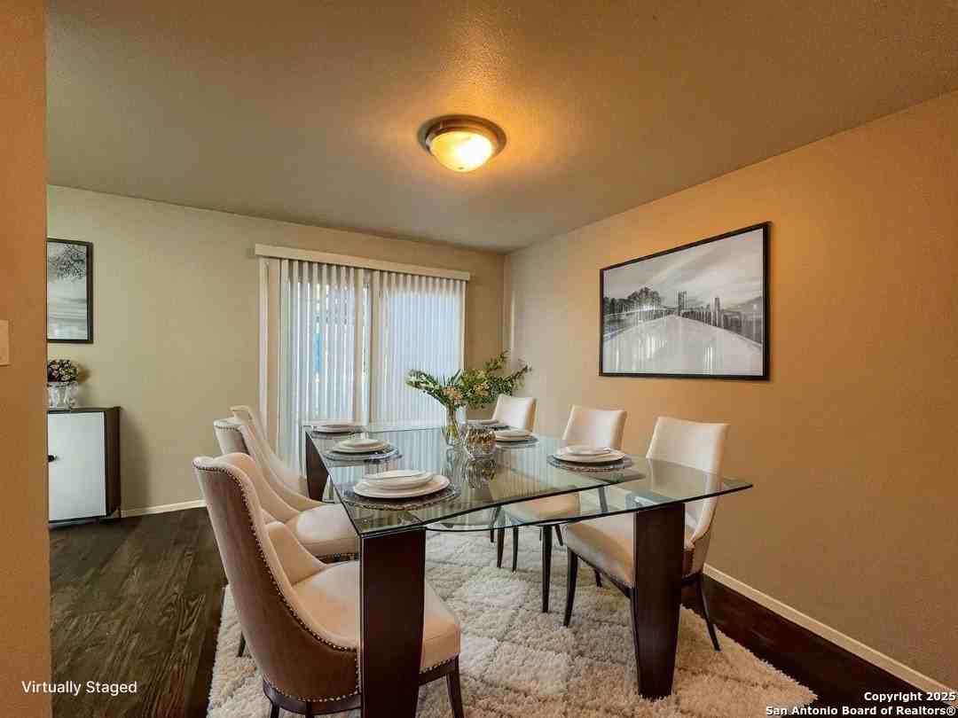 2802 Lasses Blvd Apt 1 #1 - Photo 2 of 37