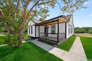 featured image of 1203 Avenue J