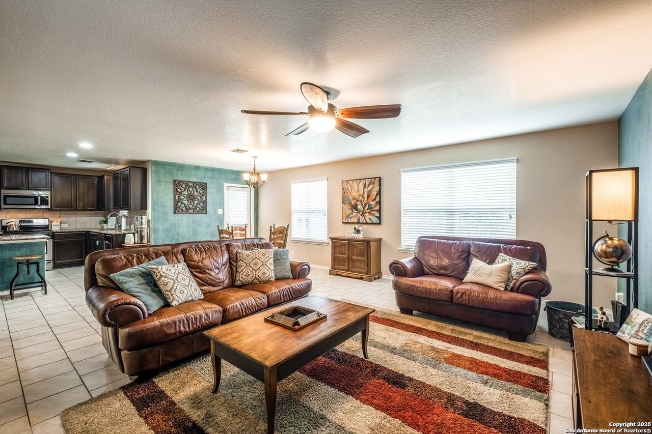 10411 Reckless - Photo 6 of 23