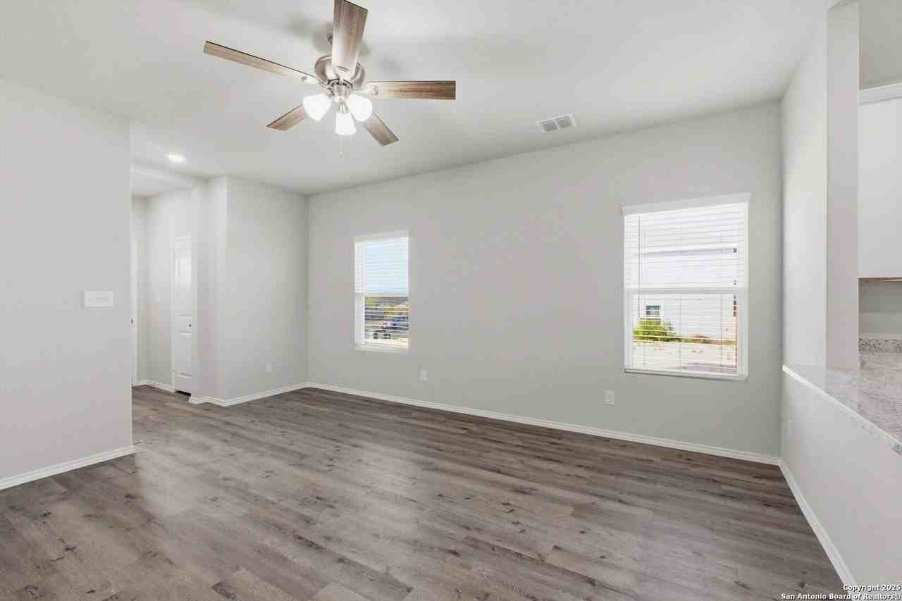 522 Abigail - Photo 7 of 17