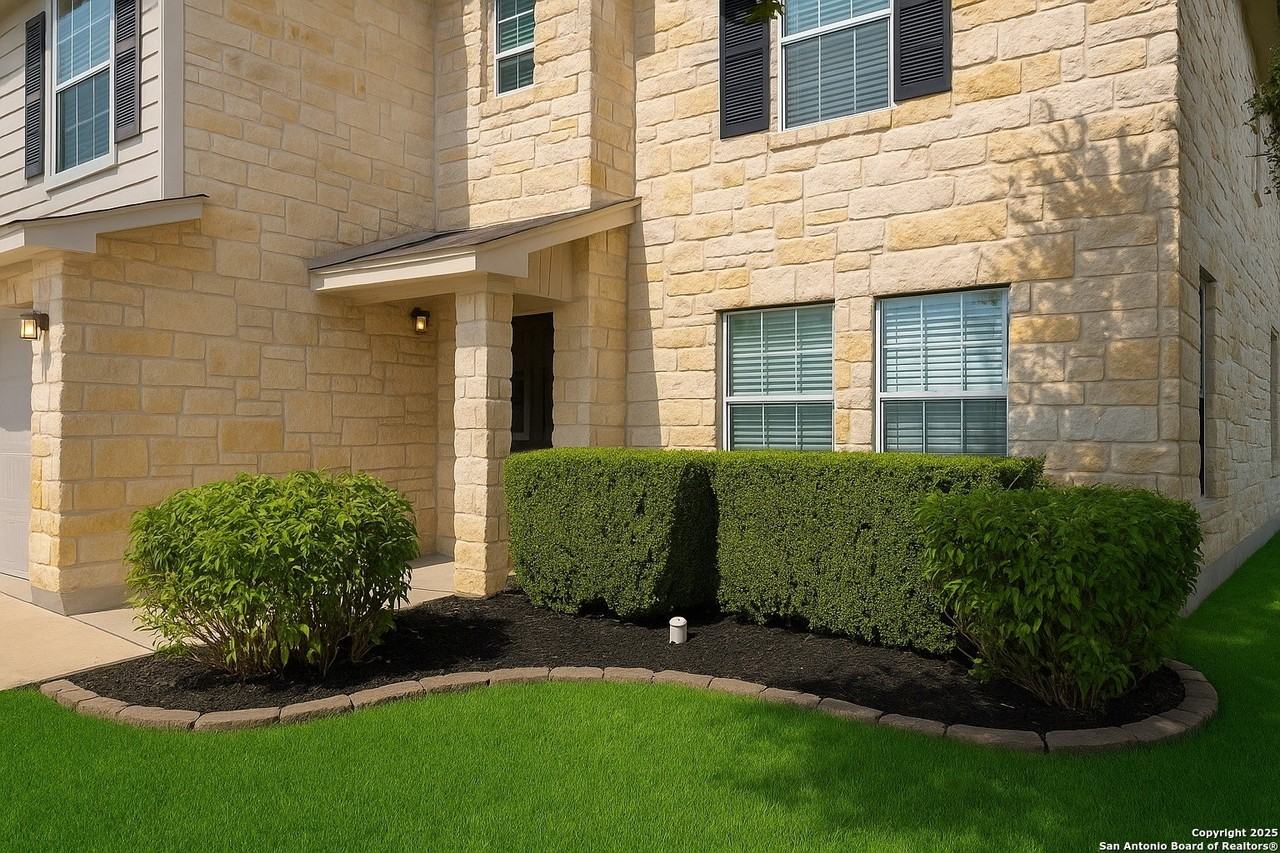 3632 Double Diamond - Photo 2 of 10