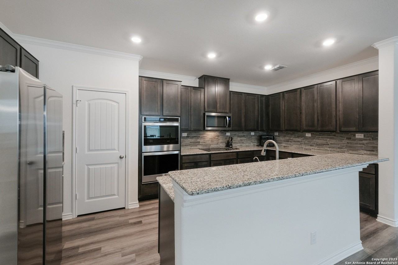 15015 Tethys Way - Photo 5 of 29