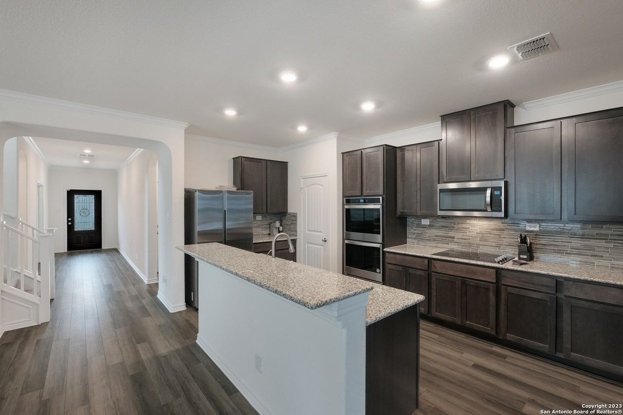 15015 Tethys Way - Photo 6 of 29