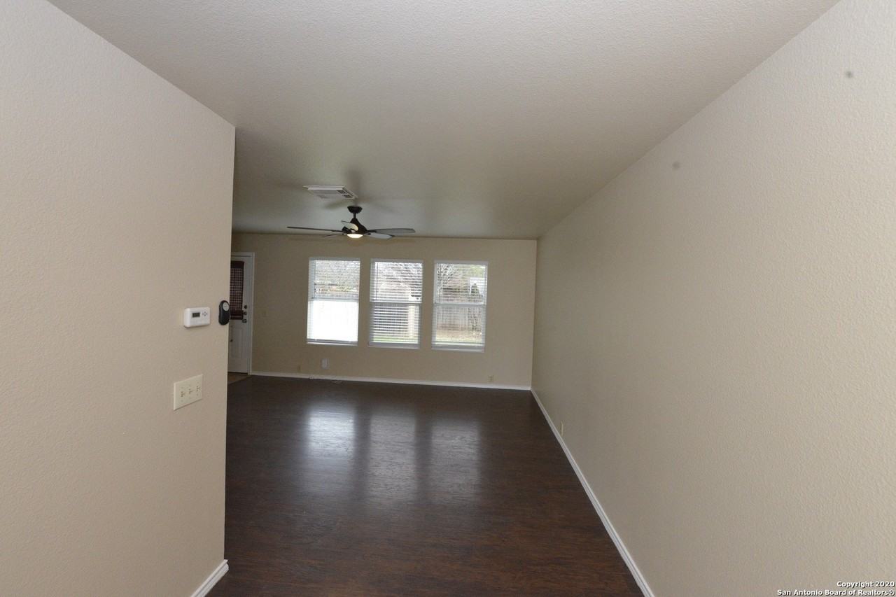 5610 Timber Hvn - Photo 4 of 17