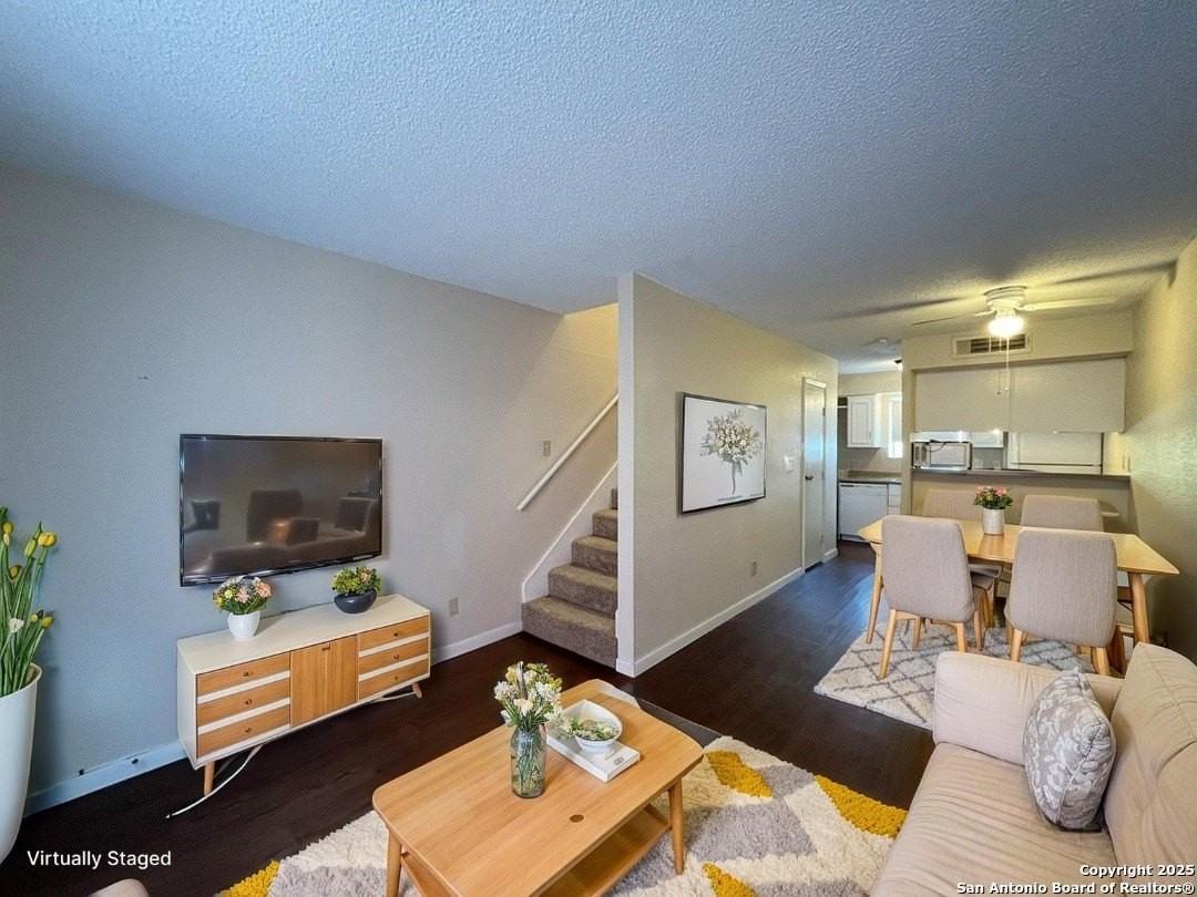 3243 Nacogdoches Rd Apt 404 #404 - Photo 2 of 30