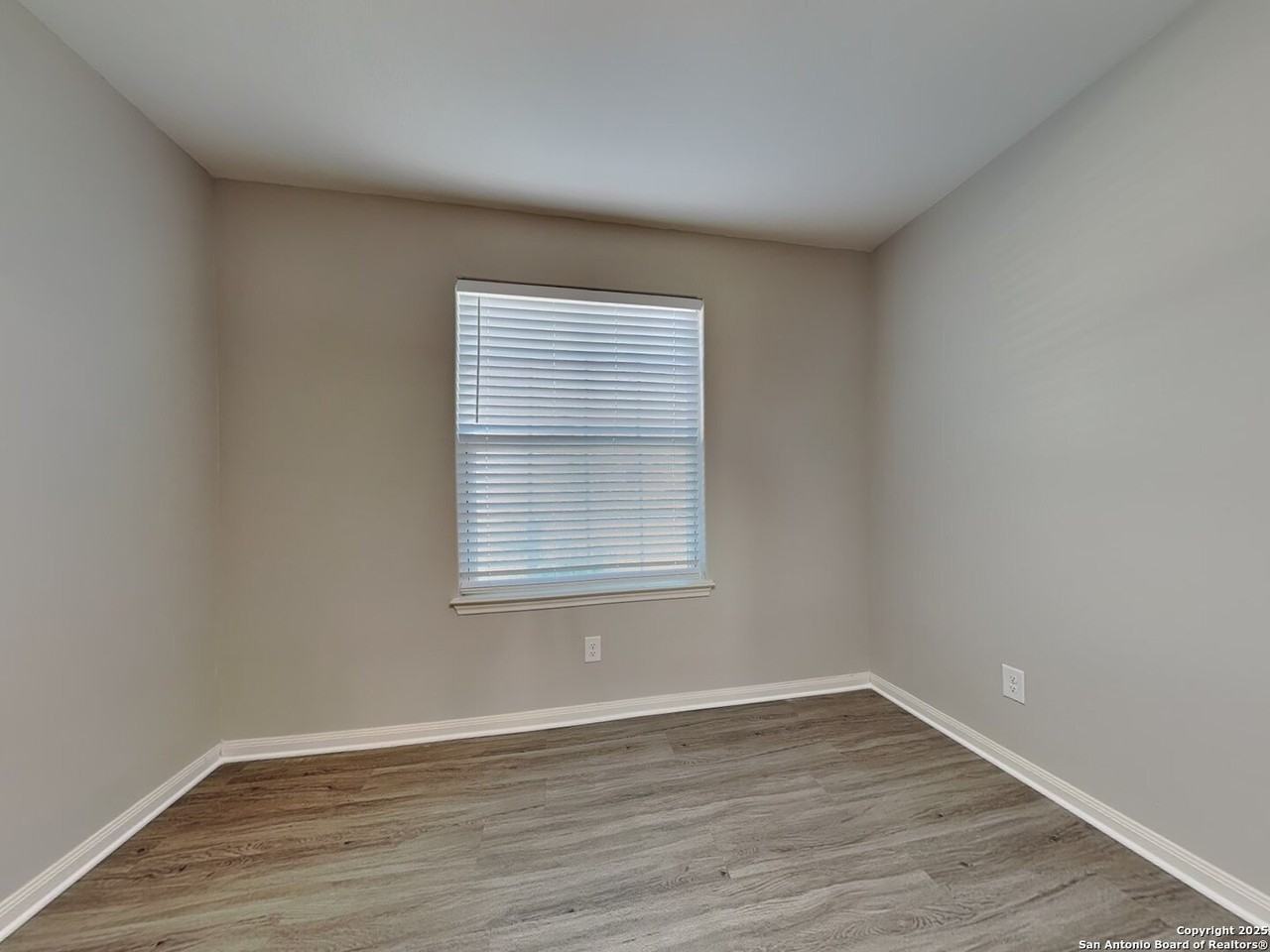 Converse Road - Photo 4 of 16