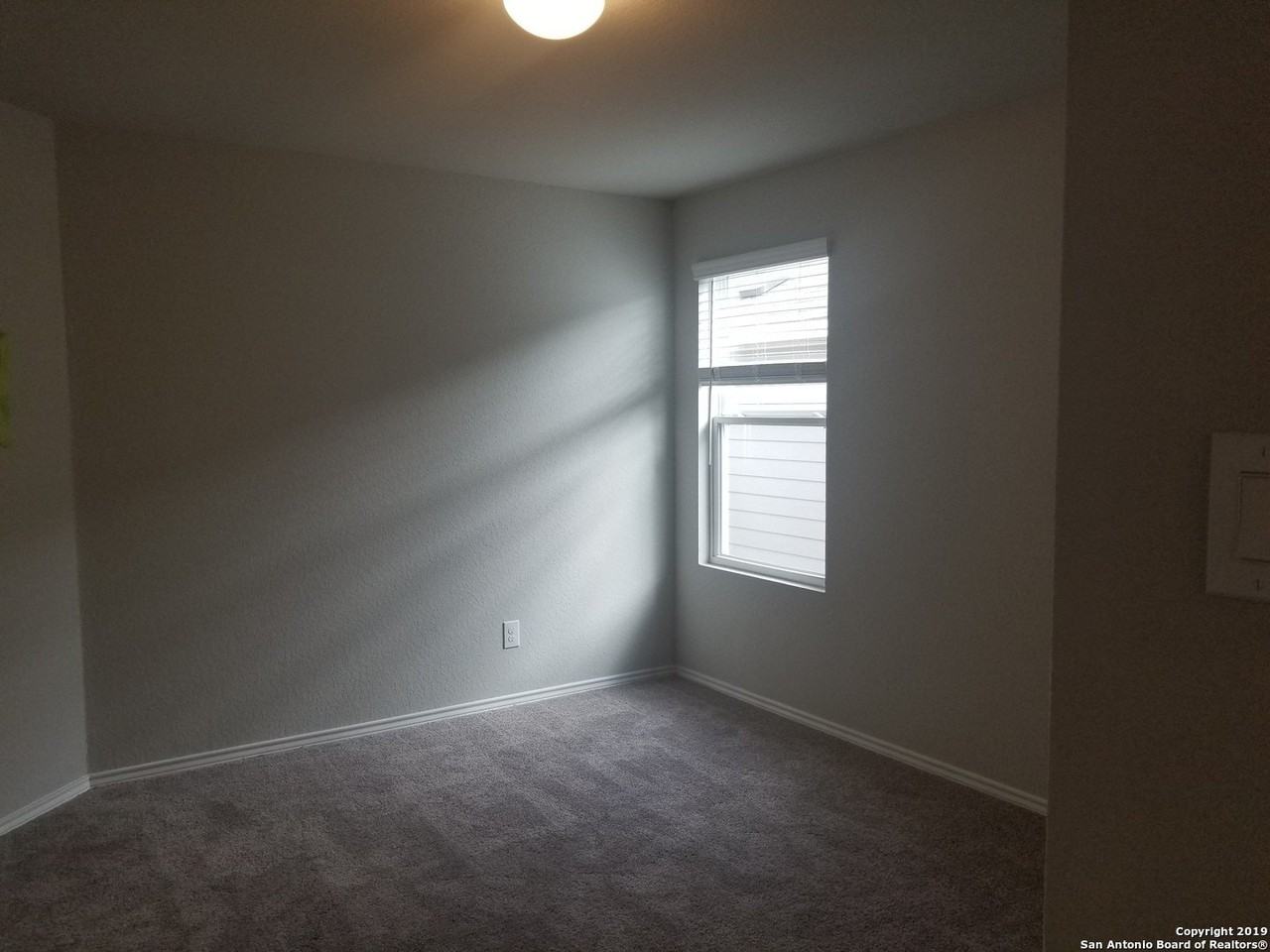 8511 Cassia Cv - Photo 6 of 21