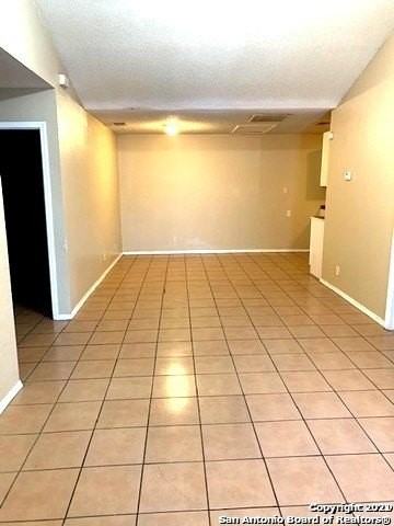 7615 Windsor Oaks - Photo 7 of 14