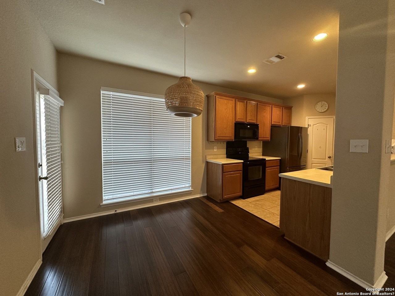 12416 Abbey Park - Photo 7 of 22