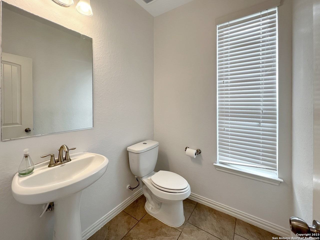 22410 Akin Fawn - Photo 7 of 36