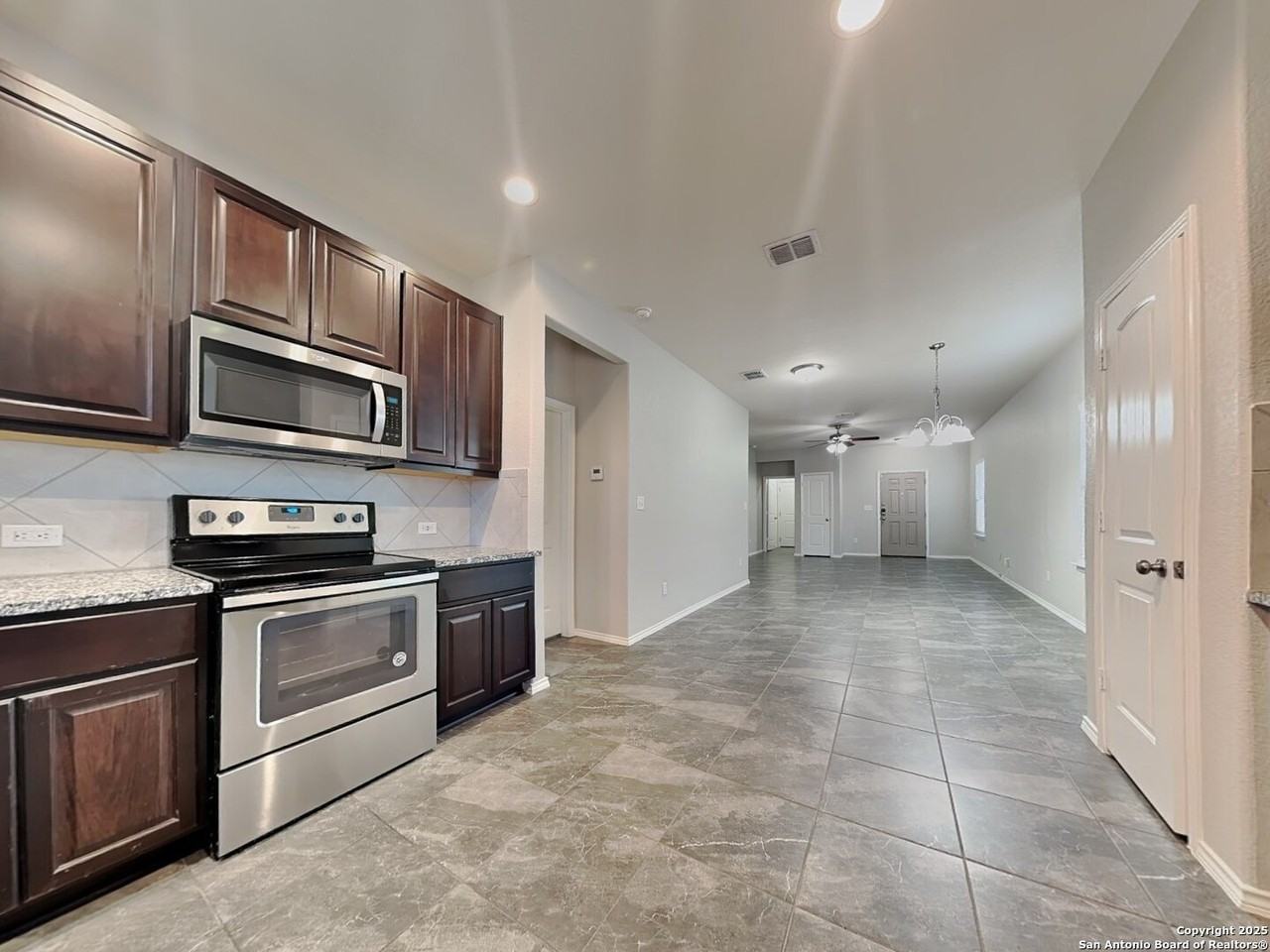 125 Buttercup Bnd - Photo 5 of 16