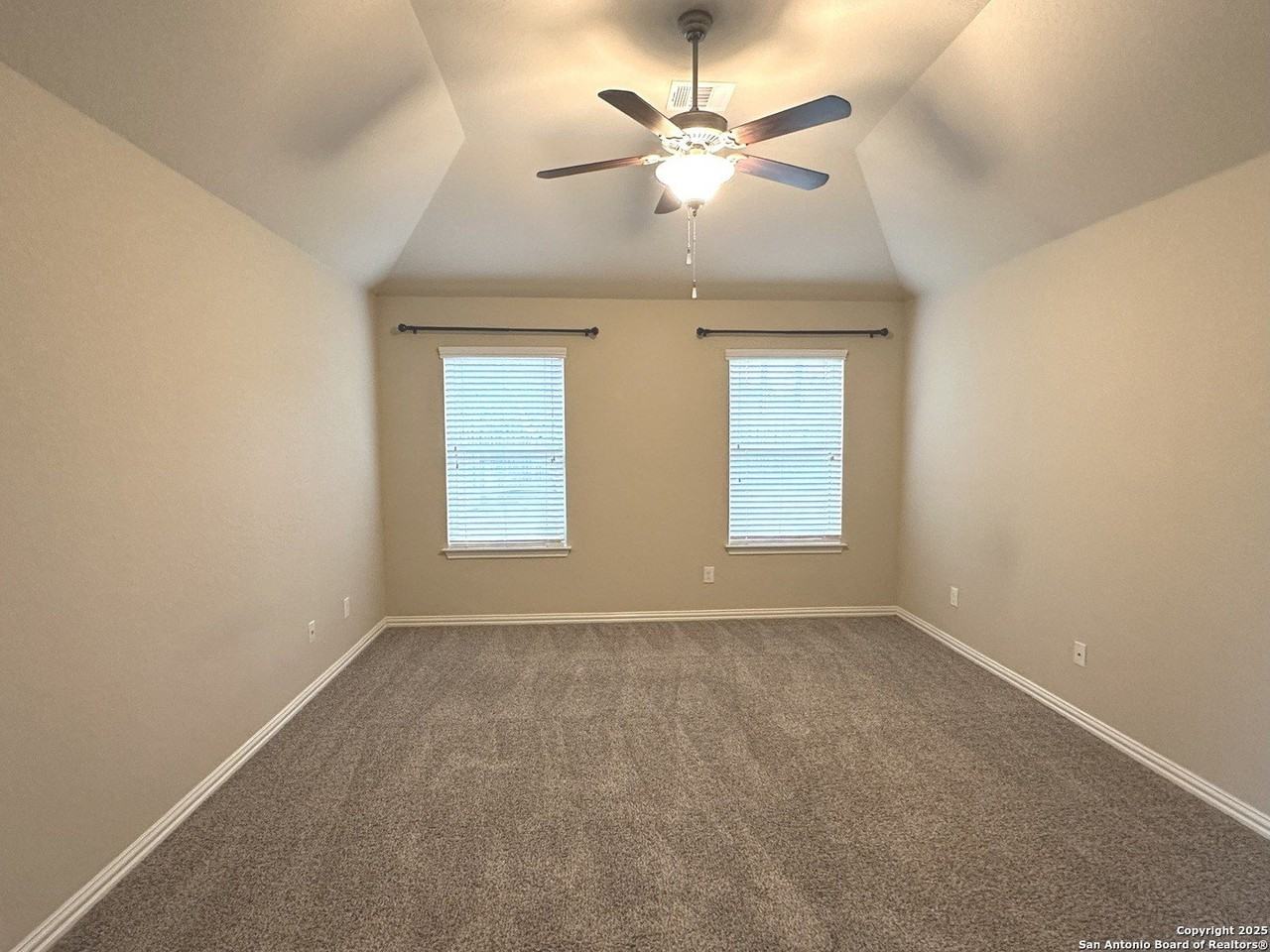 15231 Stagehand Dr - Photo 6 of 21