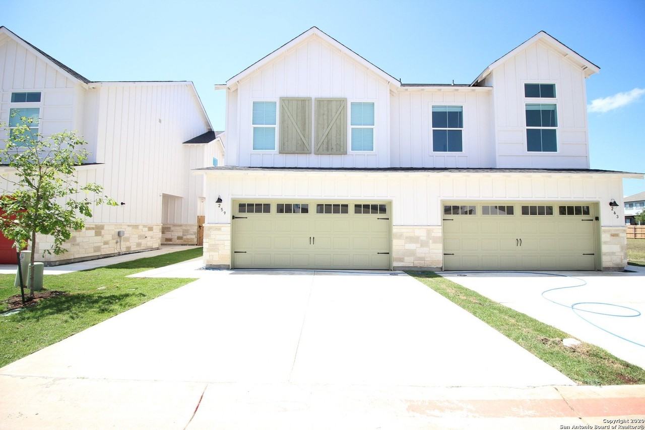 259 Sapphire - Photo 2 of 21