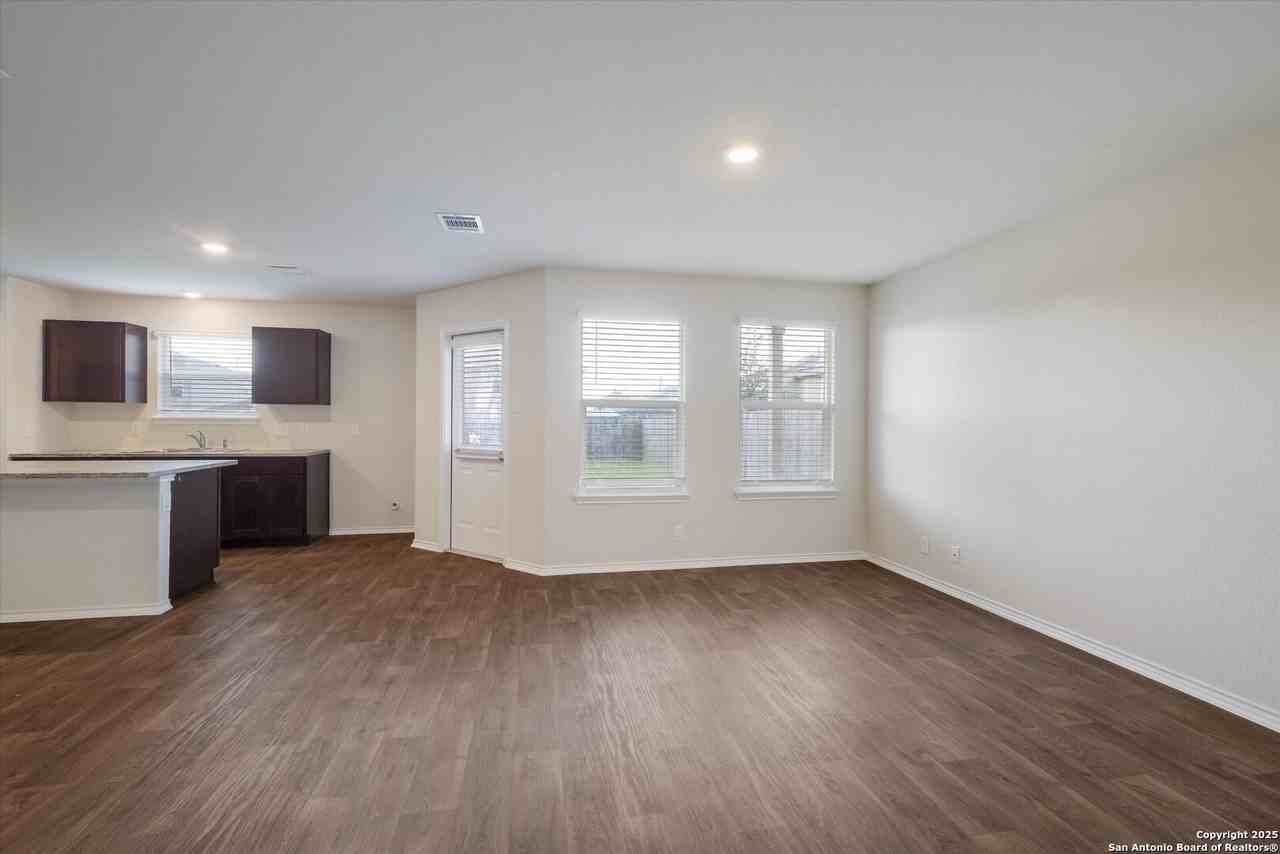 6512 Dynamic Sound - Photo 5 of 27